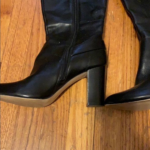 Anne Klein leather boots - Picture 6 of 8